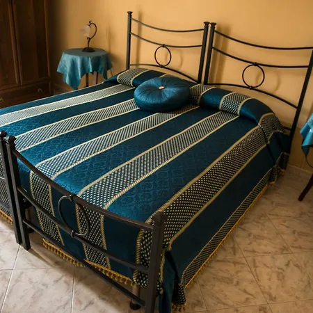 Sognando Ortigia לינה וארוחת בוקר 3*