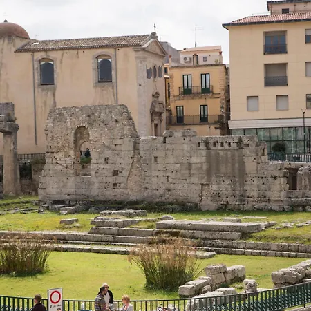 לינה וארוחת בוקר Sognando Ortigia סירקוזה